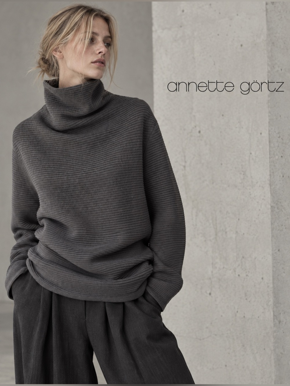 Quiet Luxury Minimalist Annette Gortz Fine Merino Turtleneck S